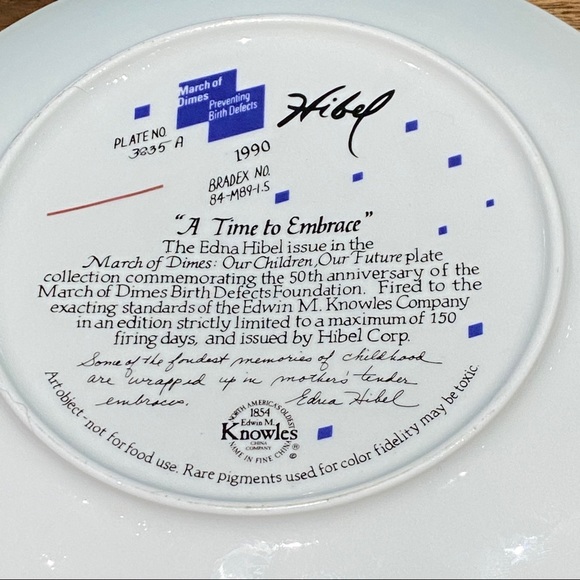 Edna Hibel “A Time to Embrace” plate - Picture 4 of 4